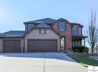 17227 Polk Cir, Omaha, NE 68135