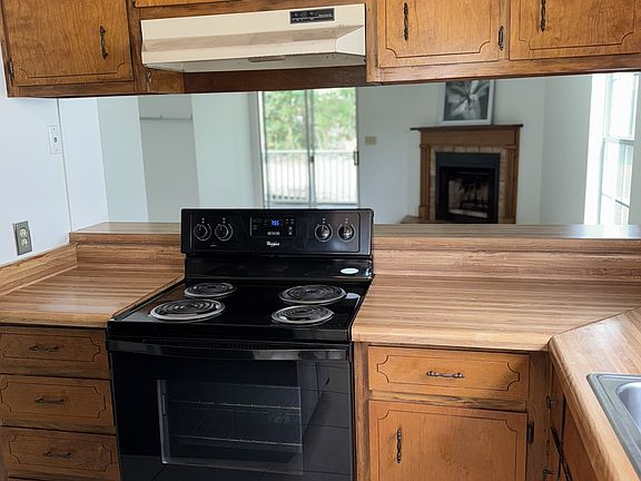 4th image of 1500 E Johnson Ave #1-124