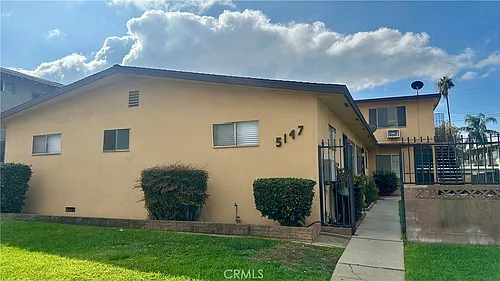 5147 Canoga St Photo 1