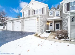 1321 Brookdale Dr, Carpentersville, IL
