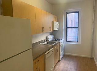 38 Sickles St APT 2D, New York, NY 10040