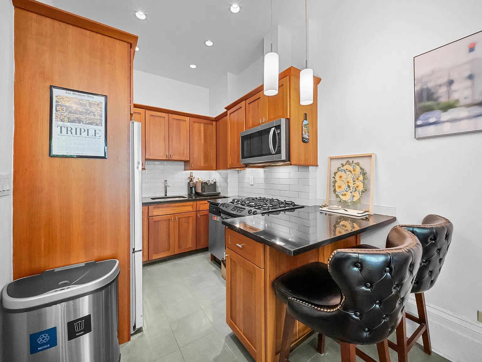 134 East 16th Street — Photo 3