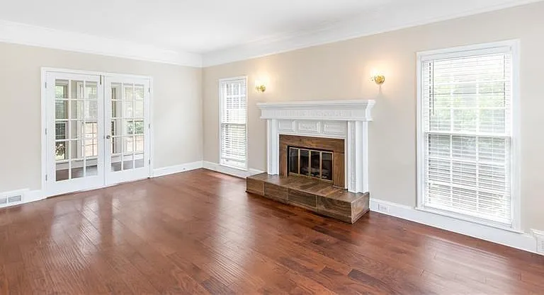 919 Bridgegate Dr NE — Photo 5