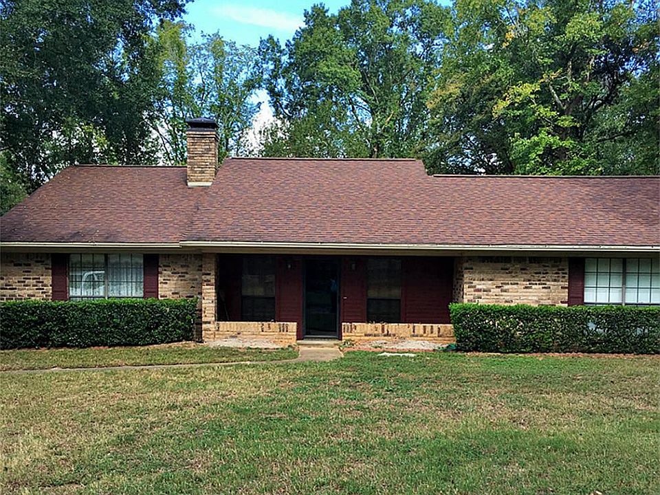 1st image of 222 Woodland Cir
