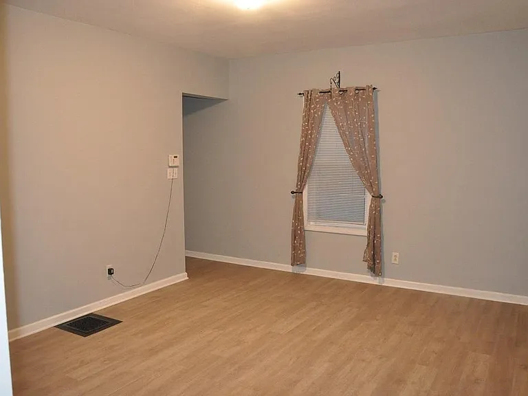 809 N Townsend St #3 — Photo 2