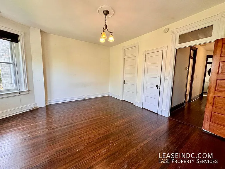 128 Adams St NW — Photo 21