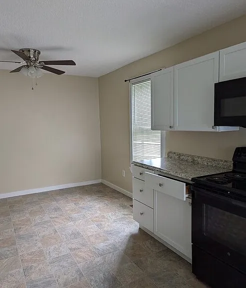 Willington Village Apartments — Photo 5