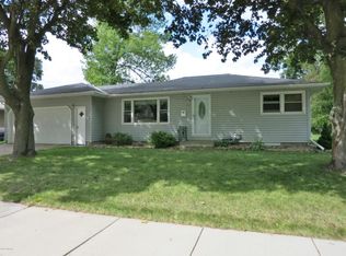 126 14th St NE, Owatonna, MN 55060