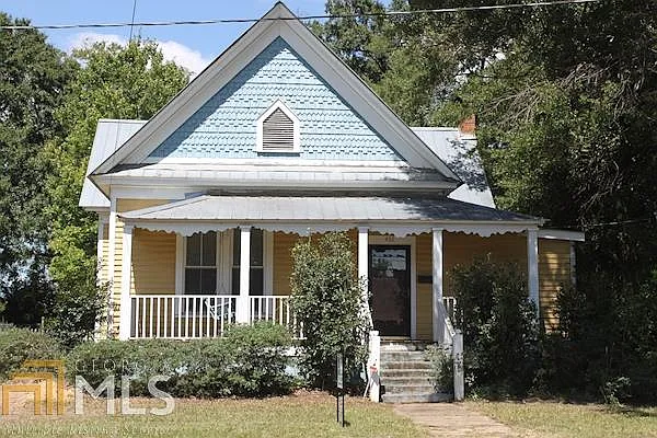 432 Forsyth St photo 1