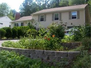 52 Hillside Ave, Livingston, NJ 07039