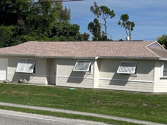 2nd image of 7523 Sanibel Blvd