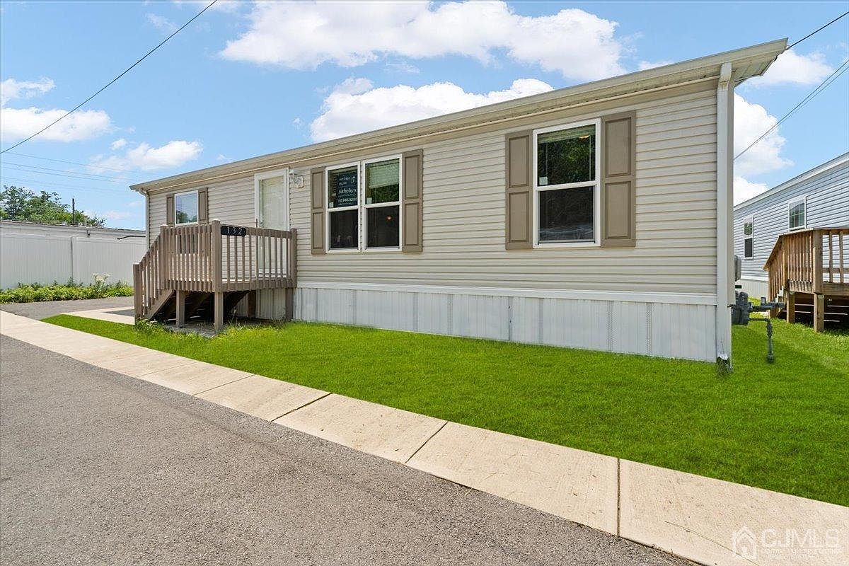 132 Oakdale Vlg, North Brunswick, NJ 08902 MLS 2400141R Zillow