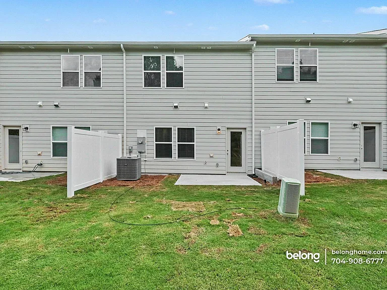 11912 Oak St — Photo 22