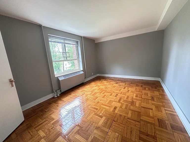 194-05A 67th Ave #1A — Photo 6