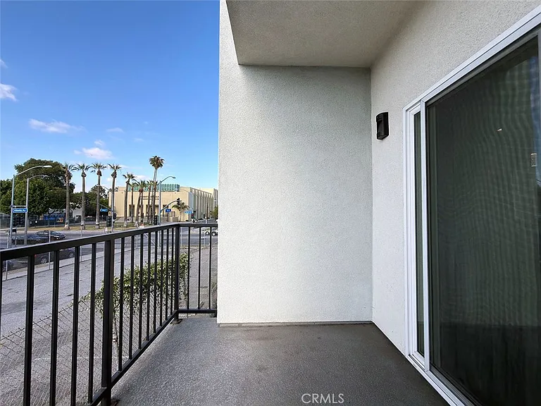 1493 Atlantic Ave — Photo 9