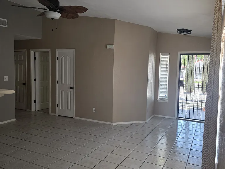 12013 Spire Terrace Dr — Photo 3