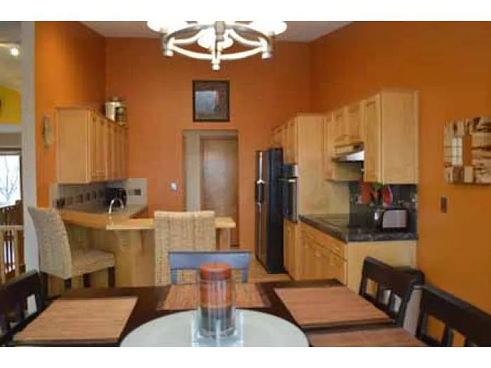 1674 Legend Hill Ln photo 1