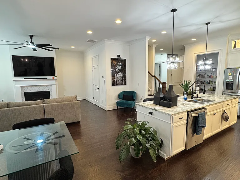 529 Springer Bnd NW — Photo 30