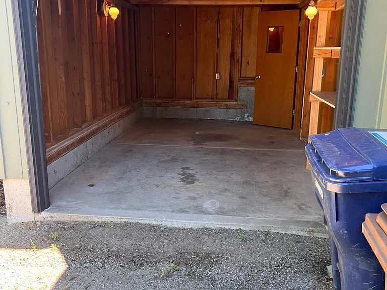 2804 E 12th Ave — Photo 3