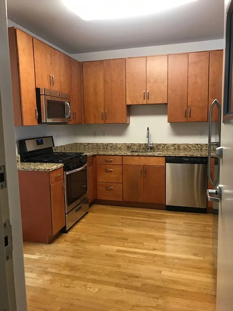 2308 Mango ALBANY — Photo 3