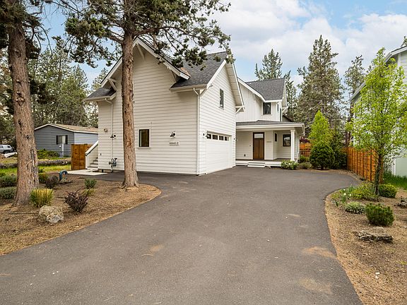 3rd image of 61661 Woodriver Dr #1-2