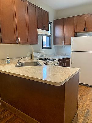 5th image of 2802 Steinway St APT 3R