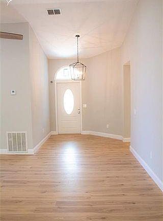 4th image of 2601 SE South Blackwell Drive