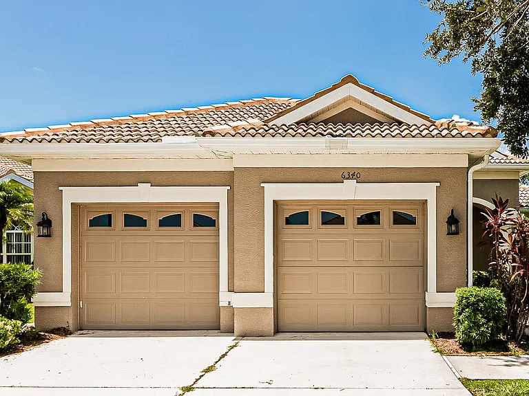 6340 Rookery Cir — Photo 1