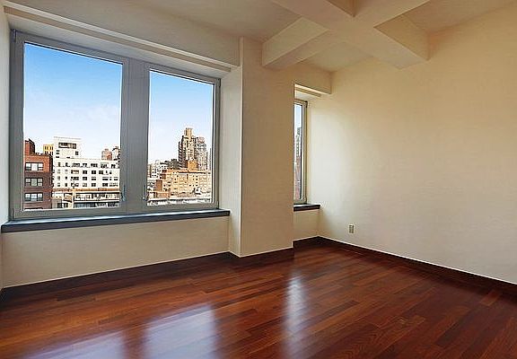 3rd image of 305 E 63rd St #15C