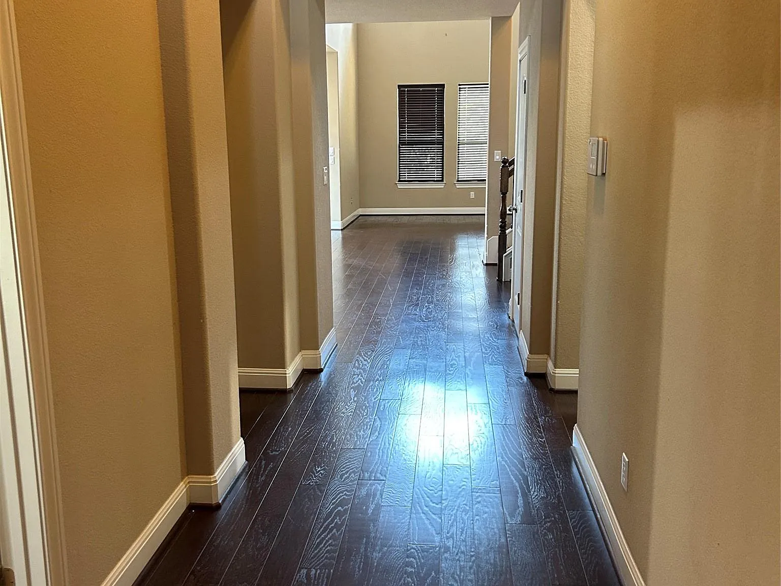 4 bed, 3.5 bath, 3006 sqft, $3,250 — Photo 4
