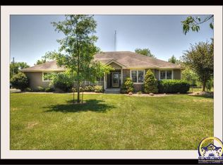 7635 SW 53rd St, Topeka, KS 66610