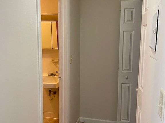 4th image of 57 Walnut St Unit 101