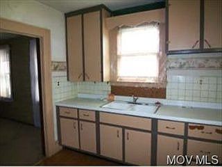 2nd image of 110 Marshall Ct