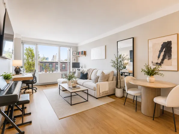 545 Washington Avenue image 1 of 15