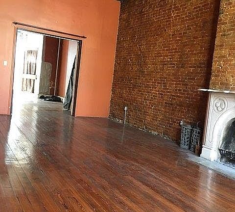 3rd image of 221 E North Ave