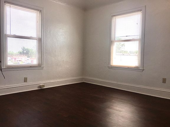 3rd image of 7370 Pasadena Blvd APT 3
