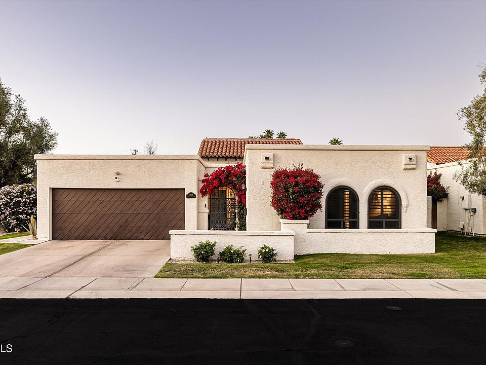 1st image of 1538 E Montebello Avenue