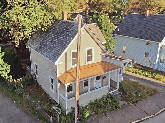 2nd image of 45 Townsend St