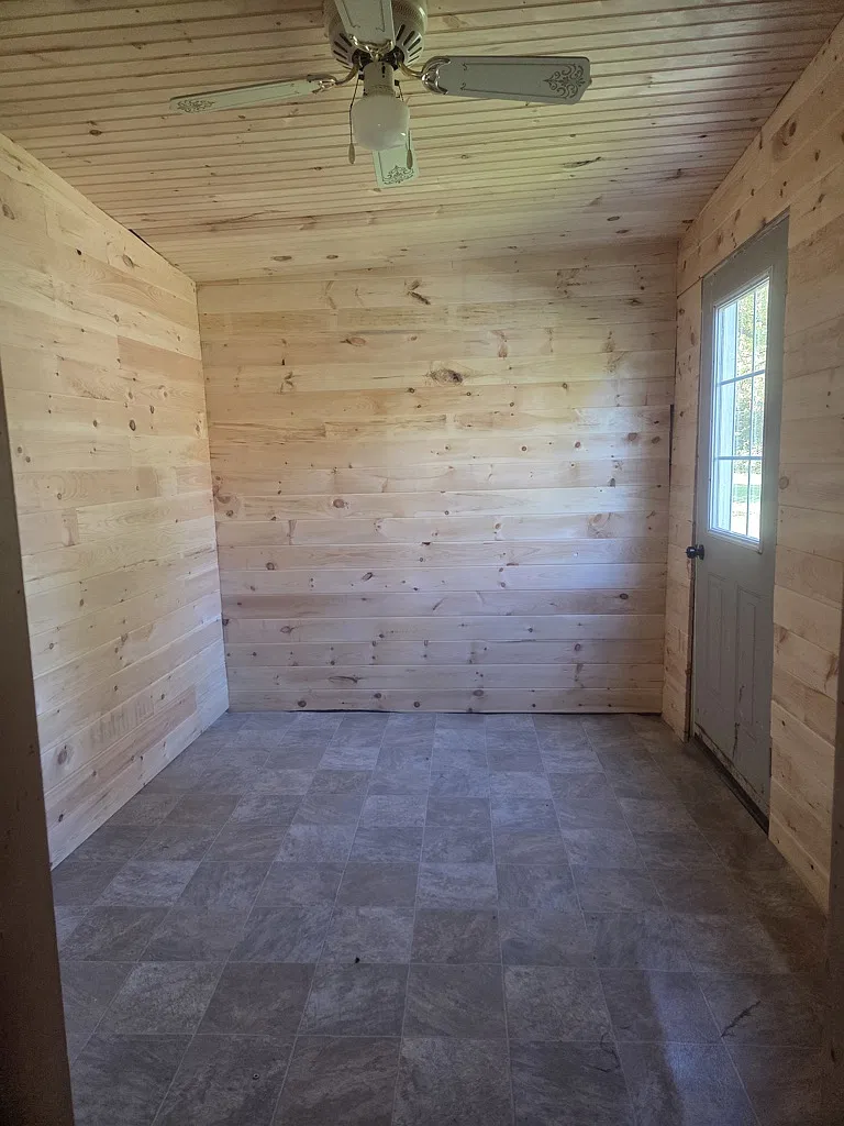 Cozy 2-Bed Home in Chazy, NY with Single-Family Comfort — Photo 4