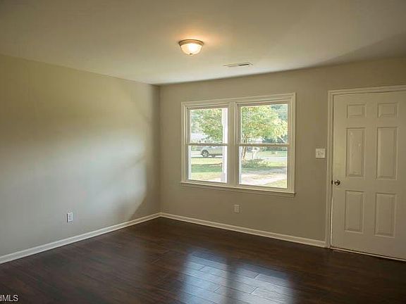 5th image of 4765 Nokomis Dr