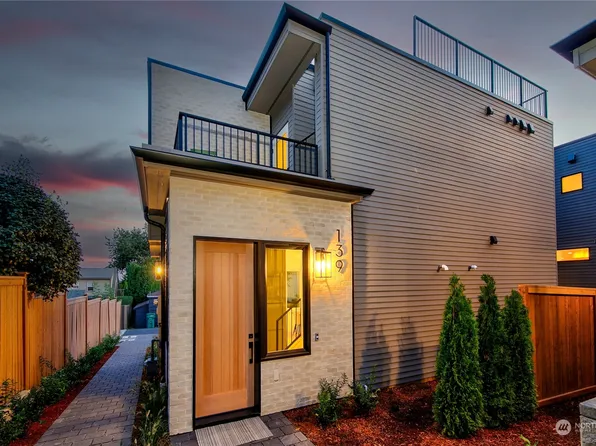 139 10th Avenue, Kirkland, WA 98033