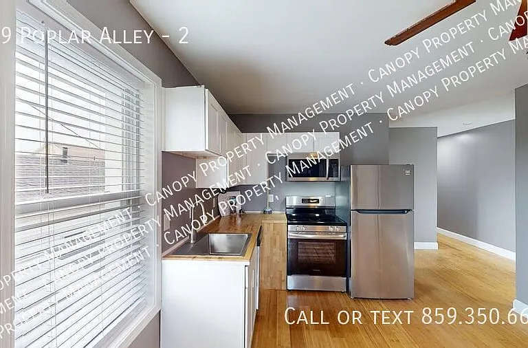 209 Poplar St #2 — Photo 9