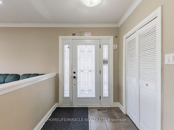 4th image of 20 Mayhill Cres