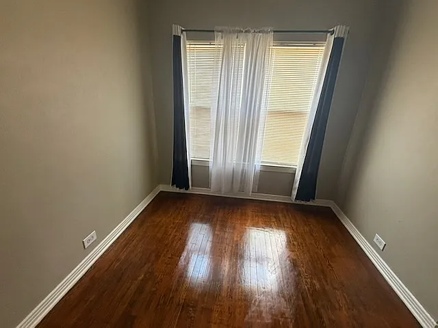 415 W Lynwood Ave — Photo 4