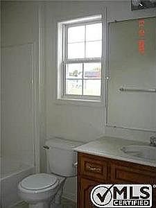 5th image of 1812 Cottingham Ct