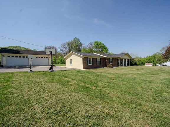 2nd image of 5027 Rocky Point Rd