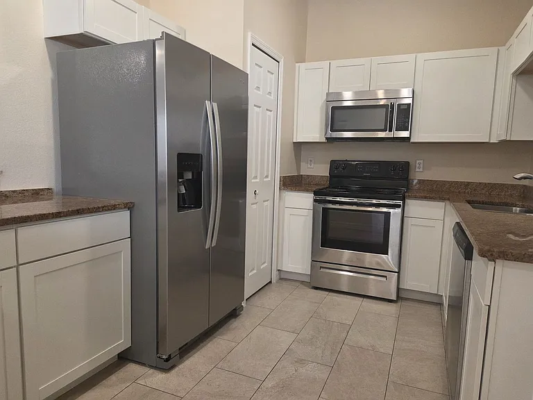 4025 E Cardinal Pines Dr — Photo 8