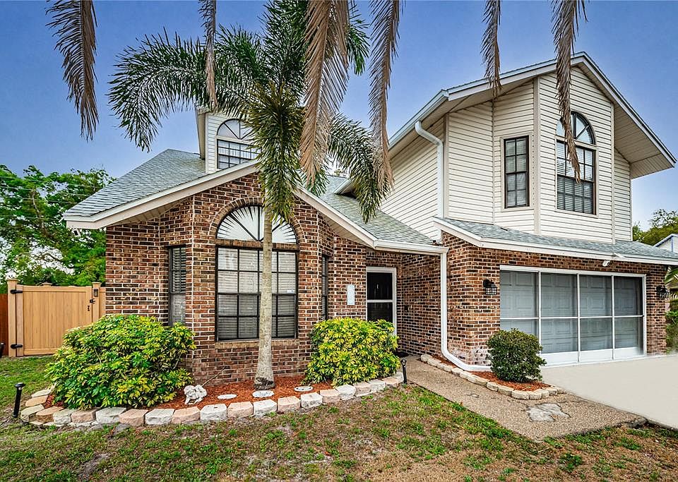 1st image of 3245 Montrose Cir