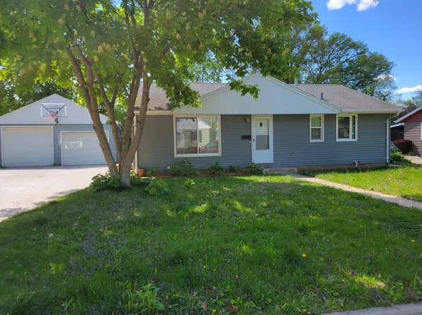 738 Belwood Dr, Mankato, MN 56001