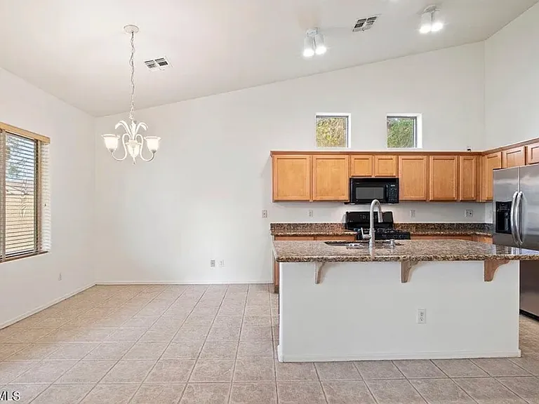 26024 N Hackberry Dr — Photo 8